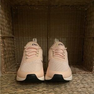 Nike Air Max 270 Light Pink Sneakers